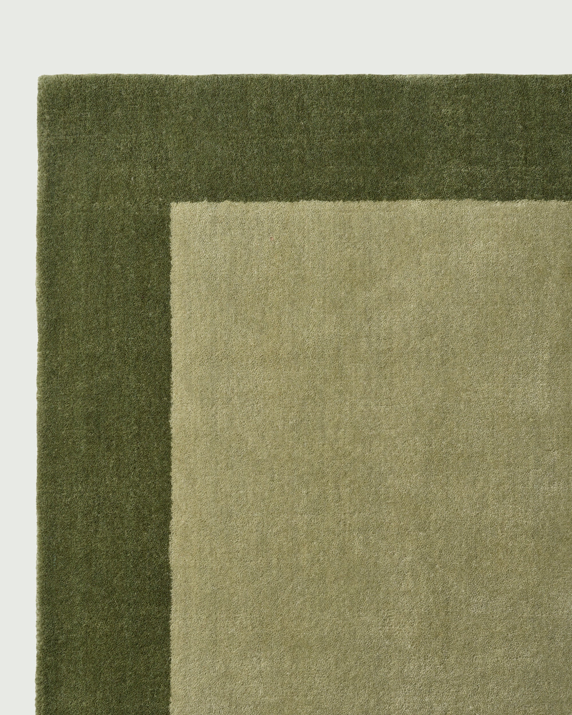 Sample of Frame Weave Fern & Artichoke